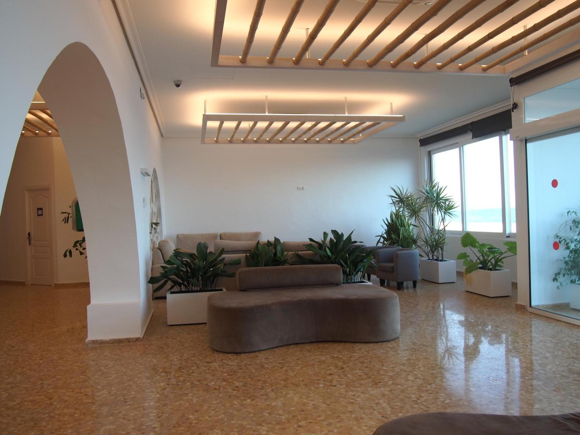 Hotel Roca Bella Ес Пухолс Екстериор снимка